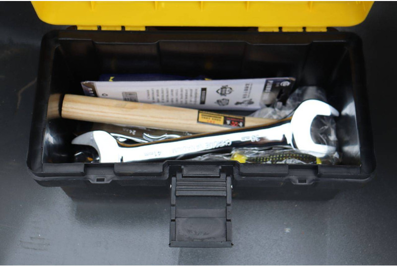 Chargeuse sur pneus V-tech E606 TELE