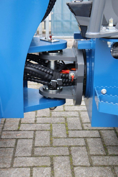 Chargeuse sur pneus V-tech E606 TELE