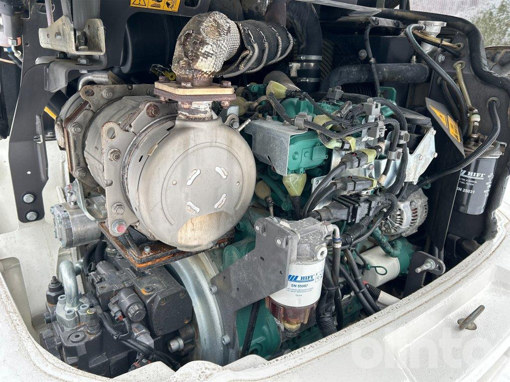 Chargeuse sur pneus Volvo