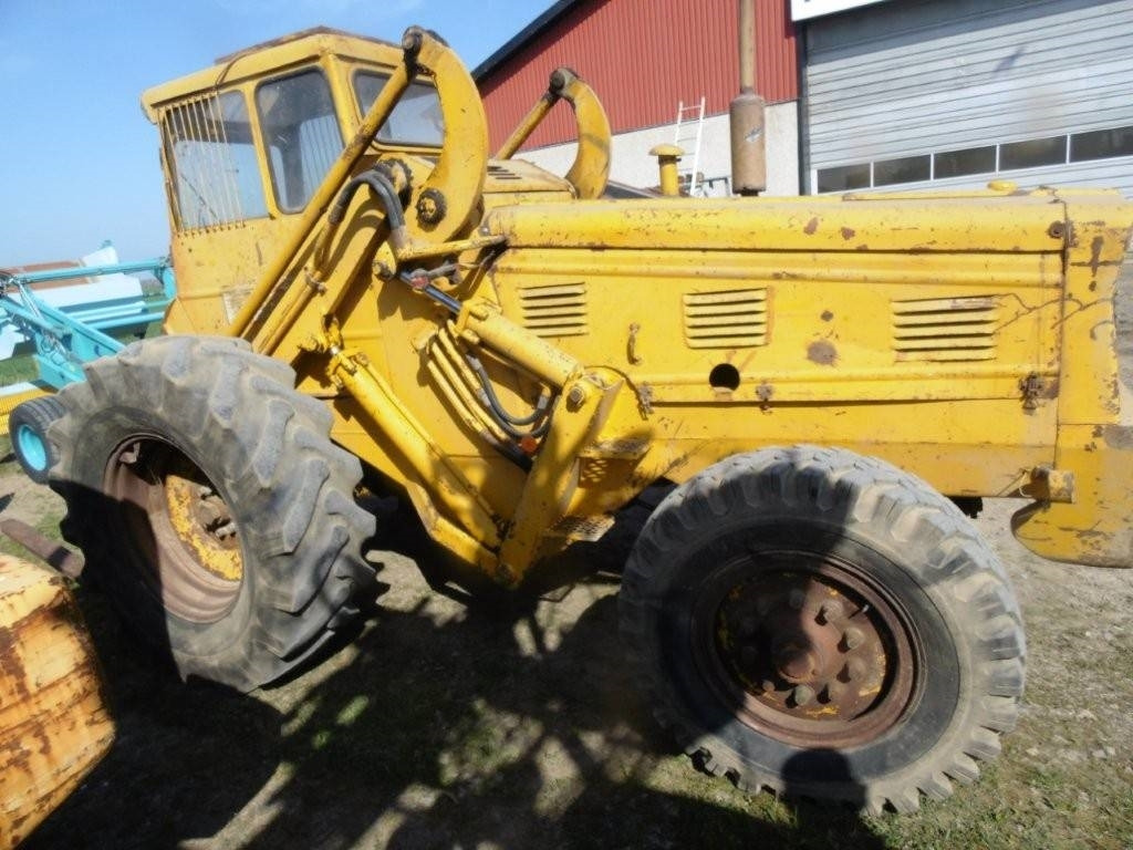 Chargeuse sur pneus Volvo 218 TD