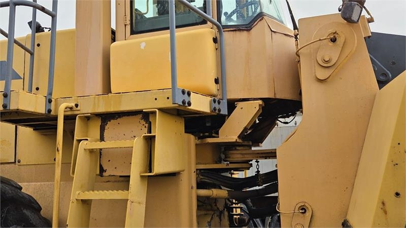 Chargeuse sur pneus Volvo 330D med skovl