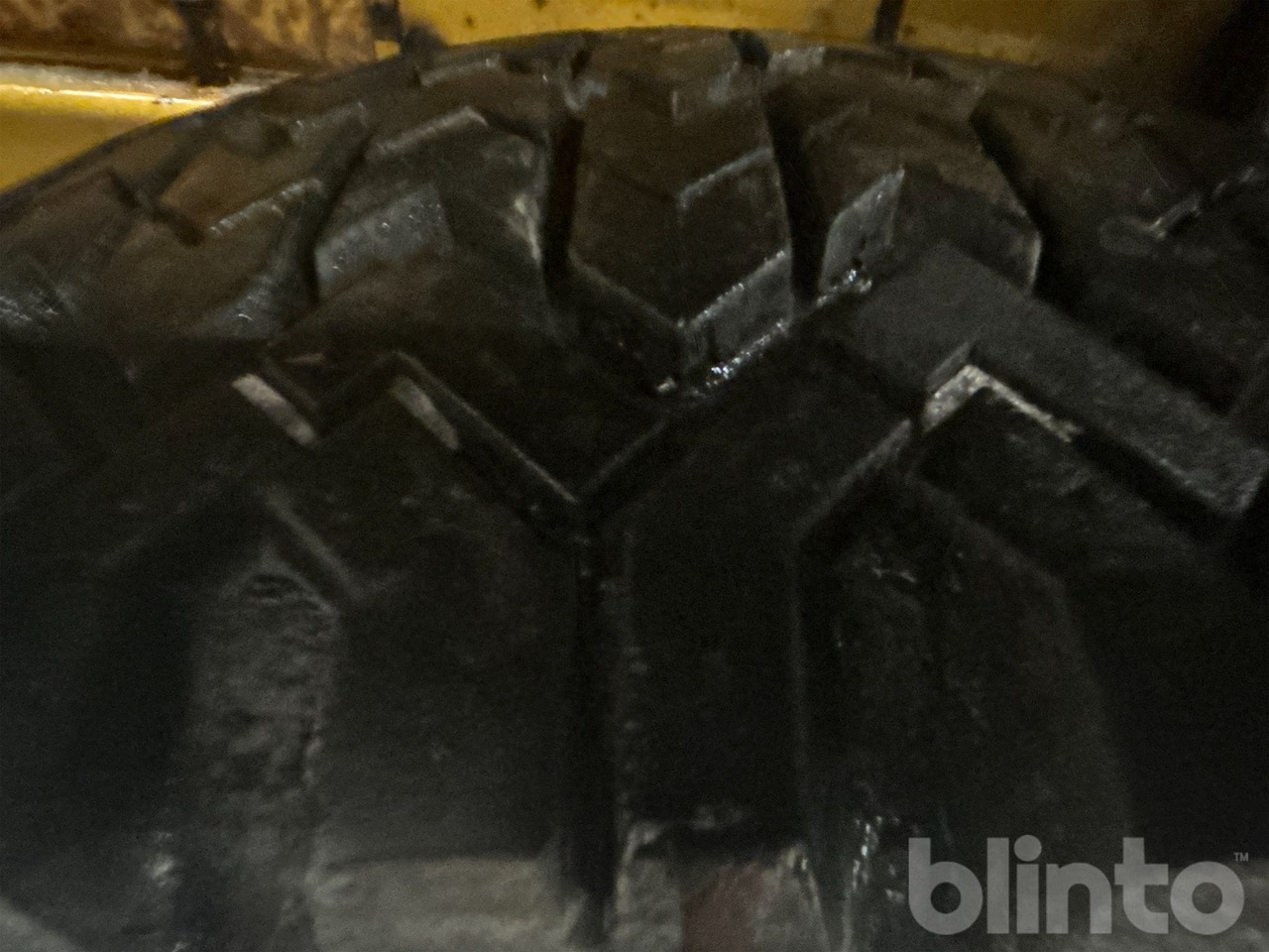 Chargeuse sur pneus Volvo 4300