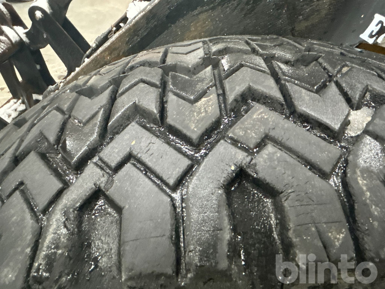 Chargeuse sur pneus Volvo 4300