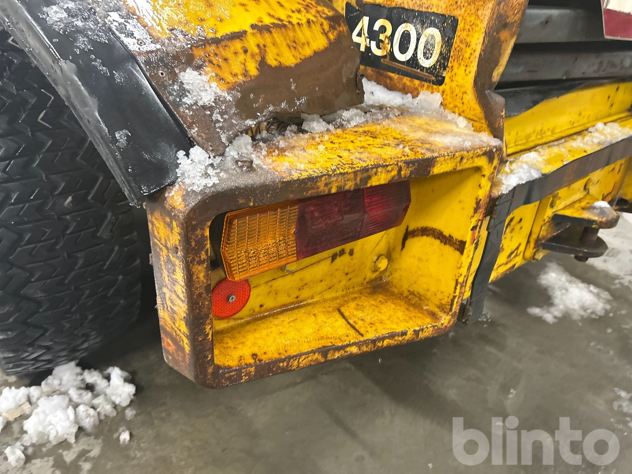 Chargeuse sur pneus Volvo 4300