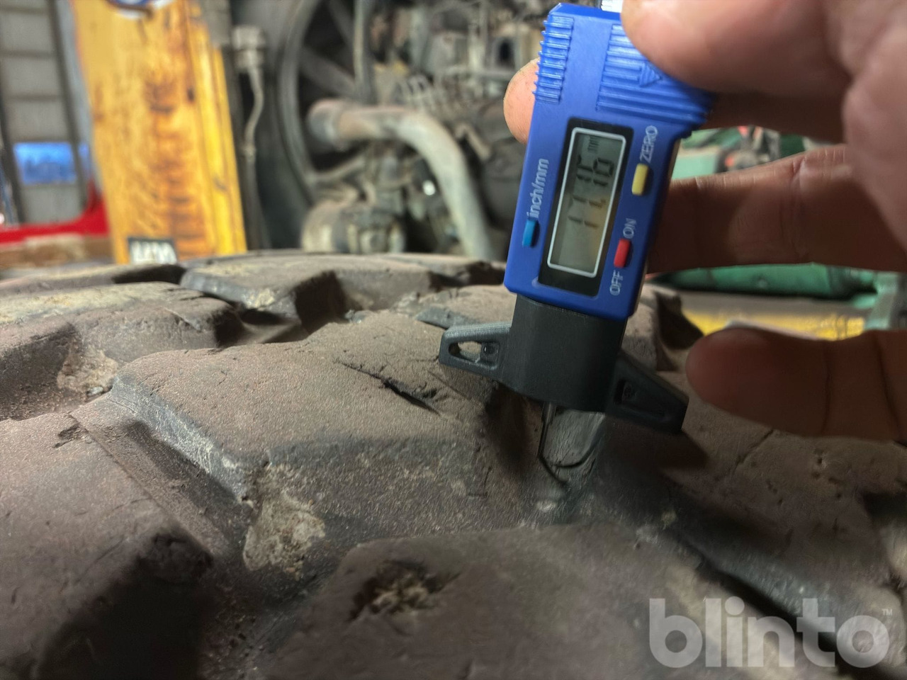 Chargeuse sur pneus Volvo 4400