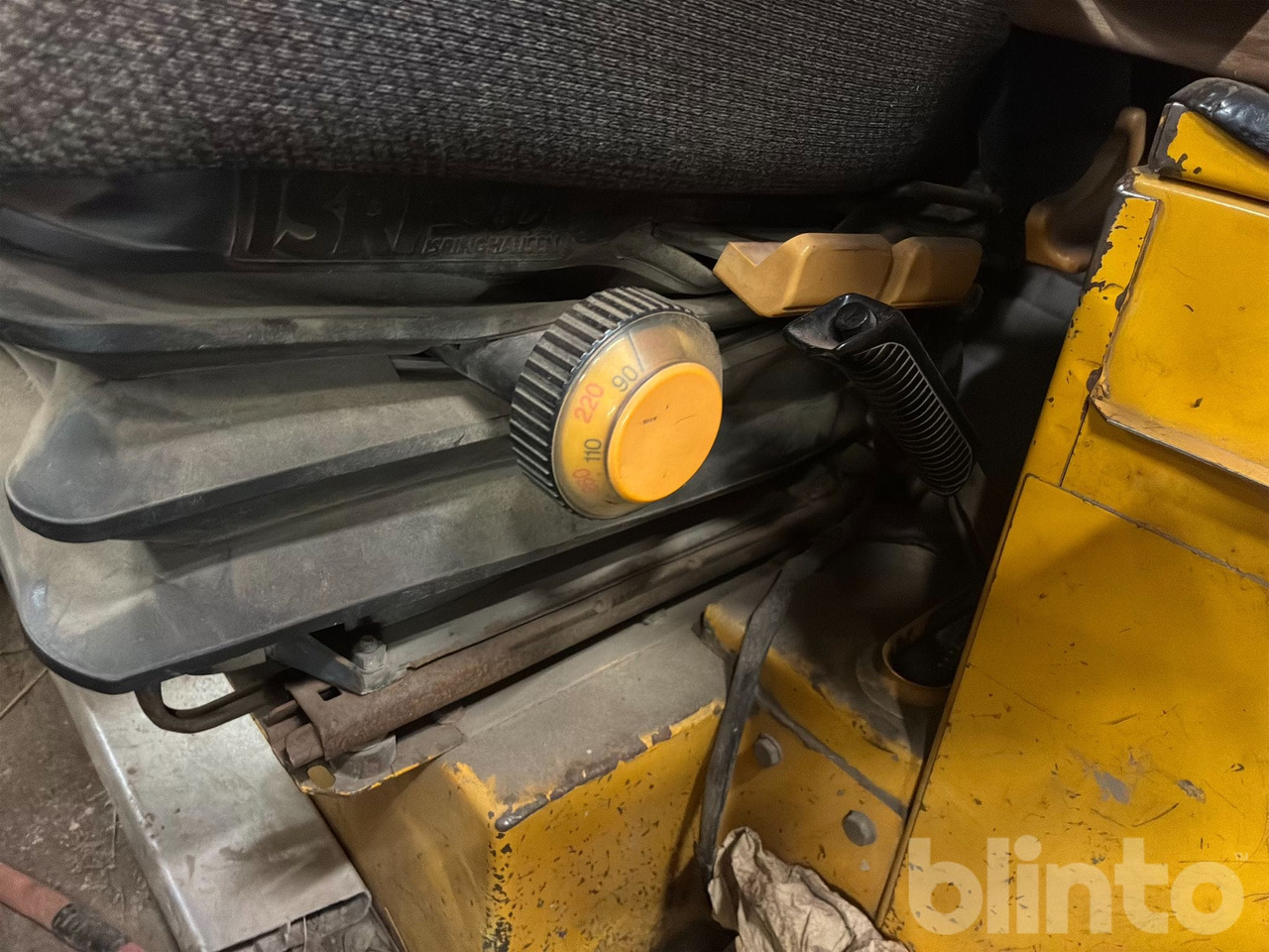 Chargeuse sur pneus Volvo 4400