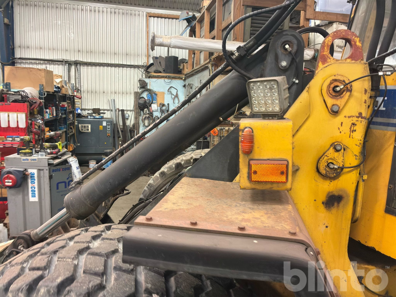 Chargeuse sur pneus Volvo 4400