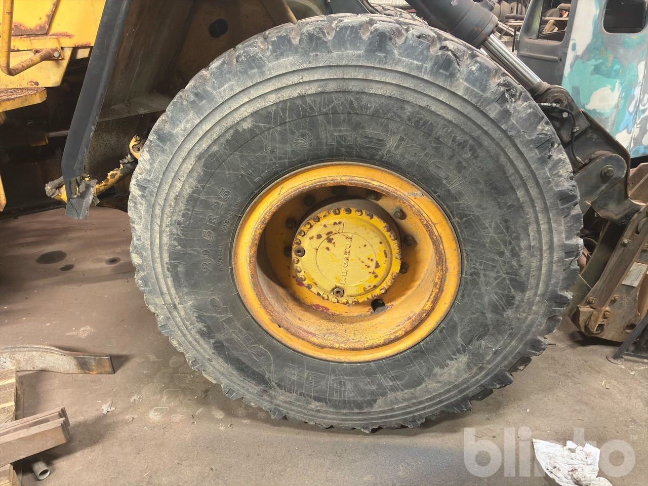 Chargeuse sur pneus Volvo 4400