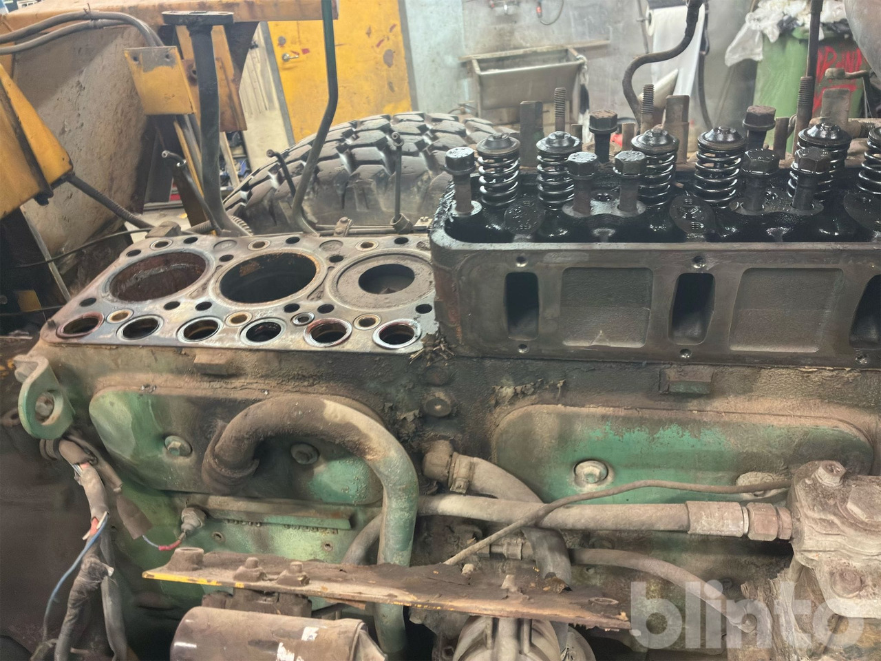 Chargeuse sur pneus Volvo 4400