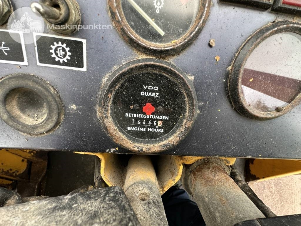 Chargeuse sur pneus Volvo BM 4300