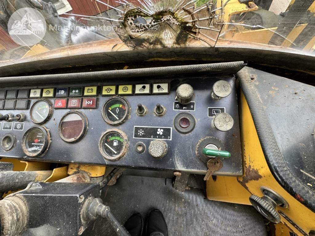 Chargeuse sur pneus Volvo BM 4300