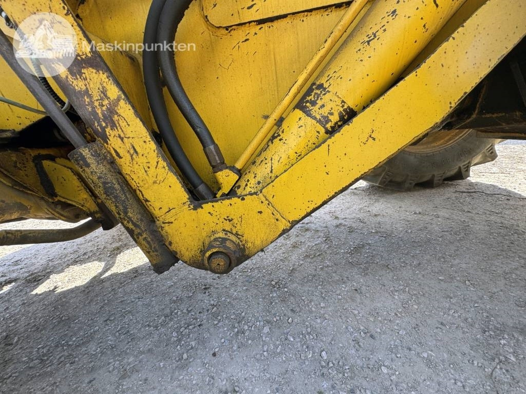 Chargeuse sur pneus Volvo BM 840