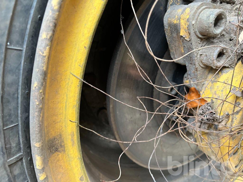 Chargeuse sur pneus Volvo BM L90