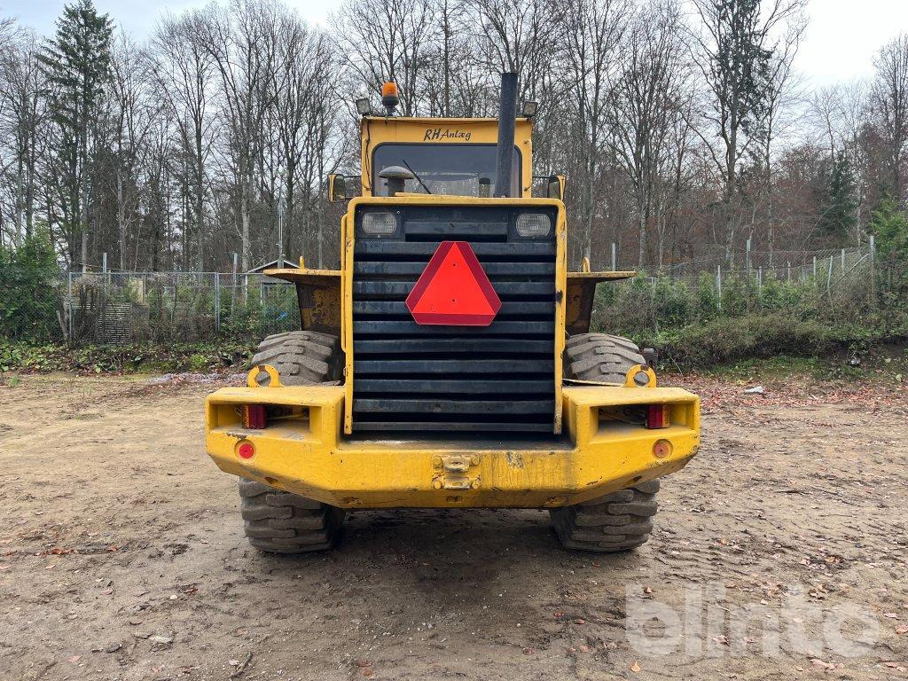 Chargeuse sur pneus Volvo BM L90