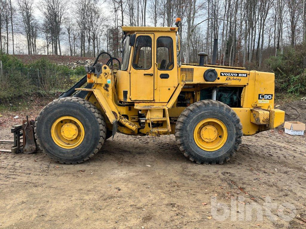 Chargeuse sur pneus Volvo BM L90