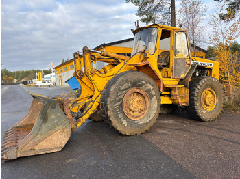 Chargeuse sur pneus Volvo BM LM845