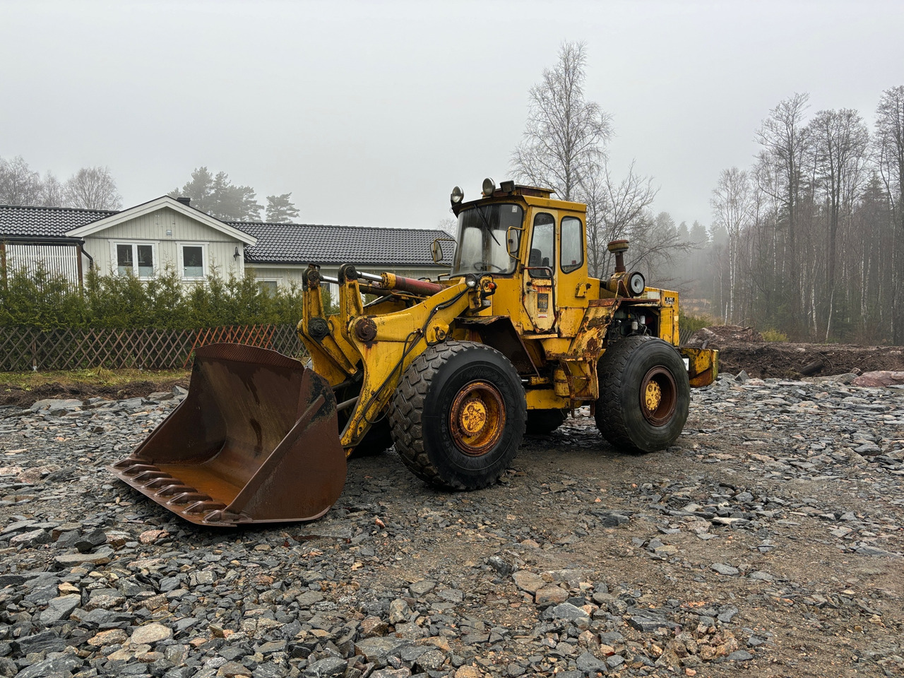 Chargeuse sur pneus Volvo BM LM 1240