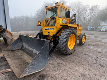 Chargeuse sur pneus Volvo BM LM 622