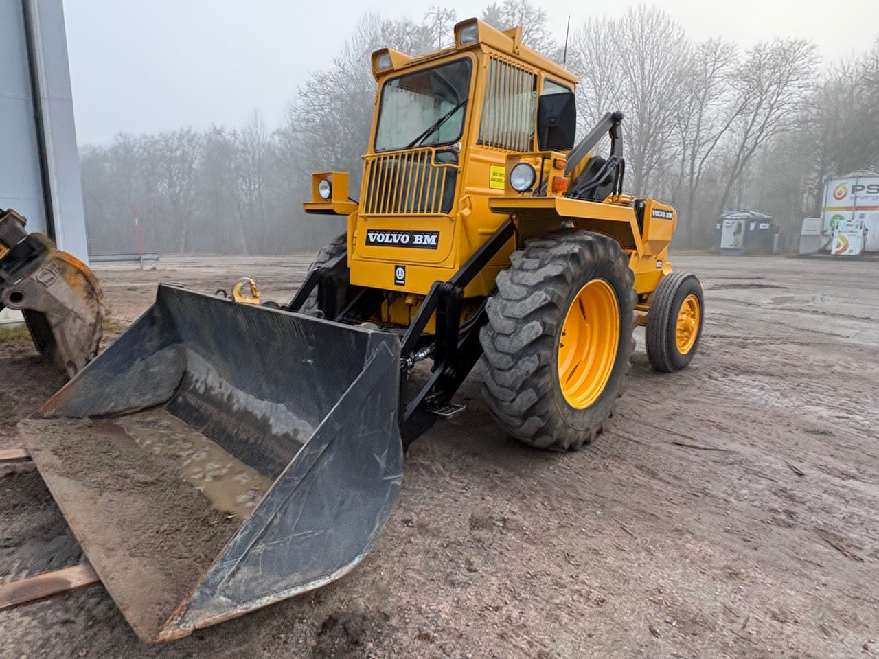 Chargeuse sur pneus Volvo BM LM 622