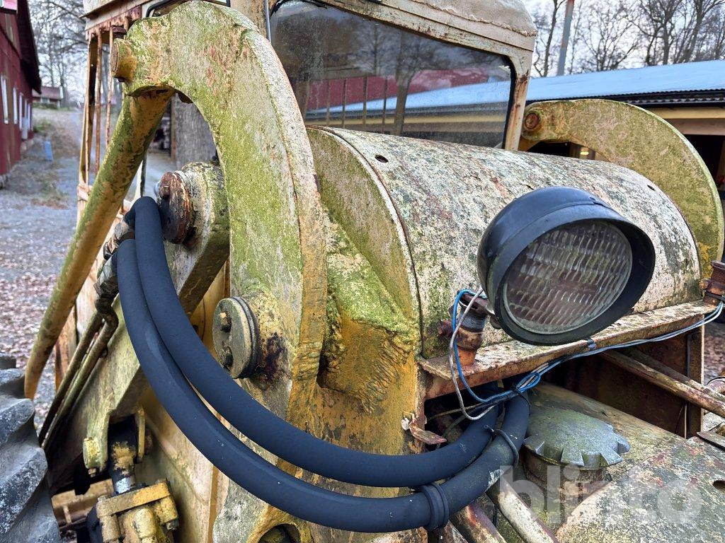 Chargeuse sur pneus Volvo H10 470 bison