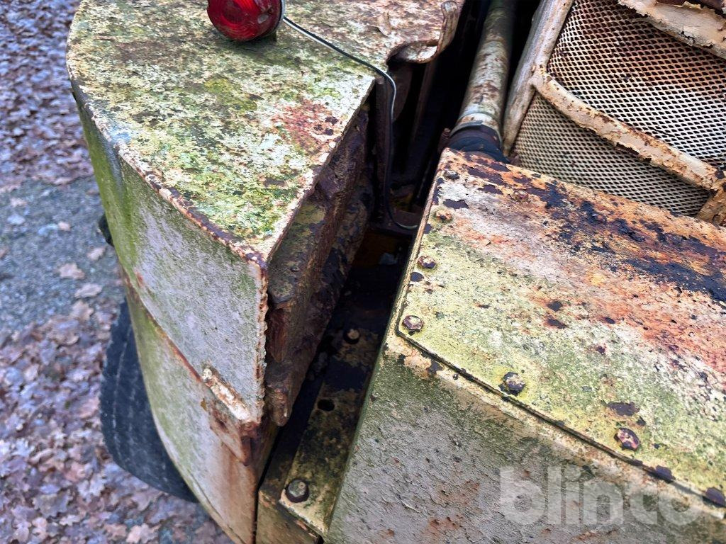 Chargeuse sur pneus Volvo H10 470 bison