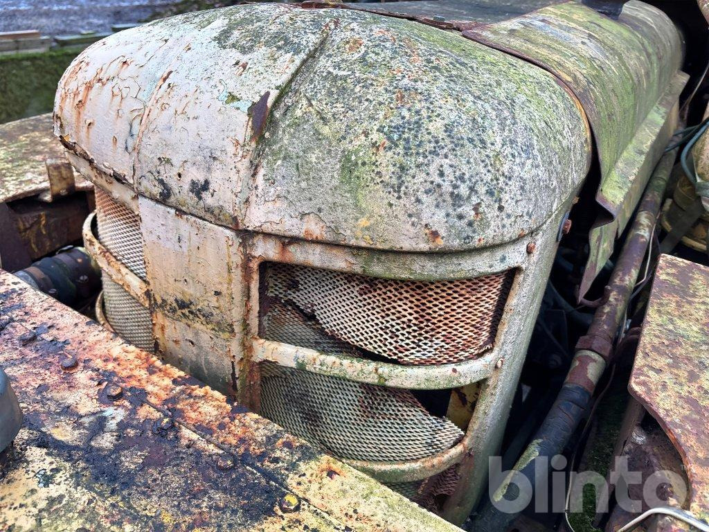 Chargeuse sur pneus Volvo H10 470 bison