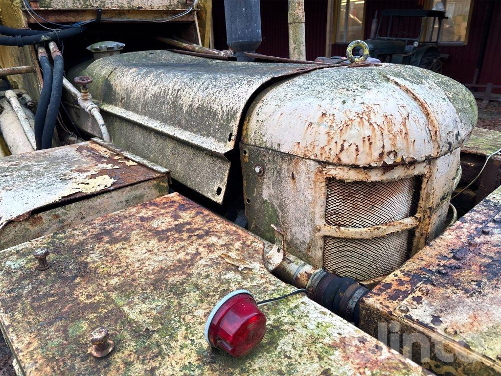 Chargeuse sur pneus Volvo H10 470 bison