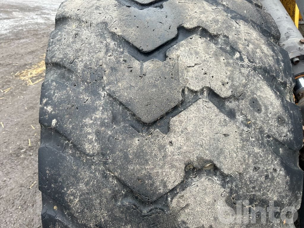 Chargeuse sur pneus Volvo L110F