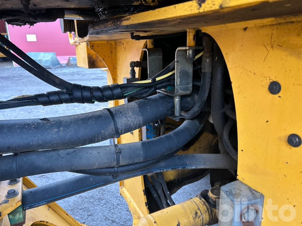 Chargeuse sur pneus Volvo L110F