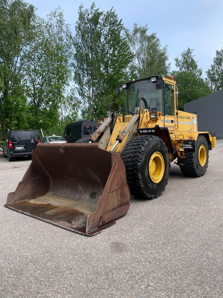 Chargeuse sur pneus Volvo L120B