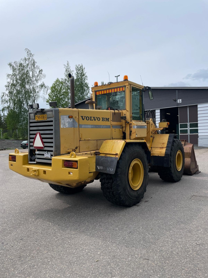Chargeuse sur pneus Volvo L120B