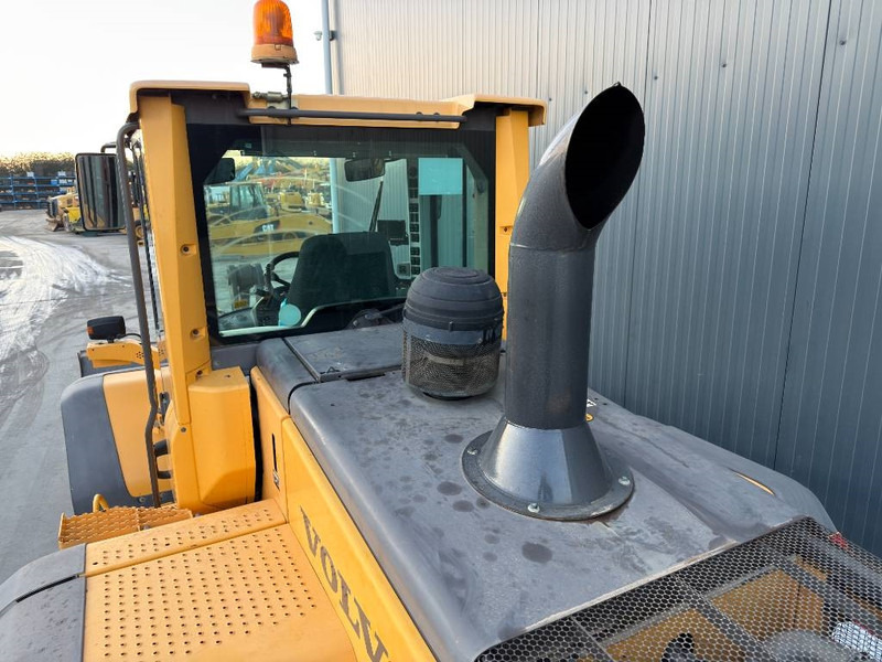 Chargeuse sur pneus Volvo L120F