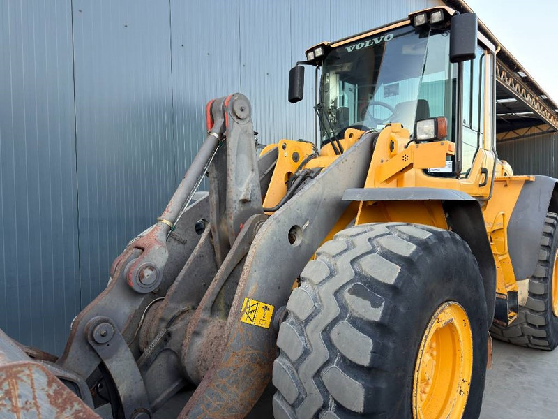 Chargeuse sur pneus Volvo L120F