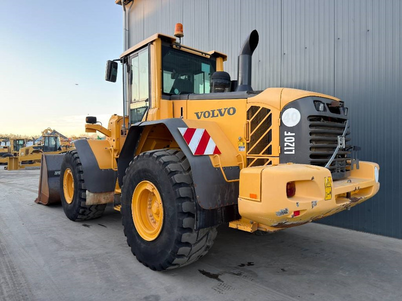 Chargeuse sur pneus Volvo L120F