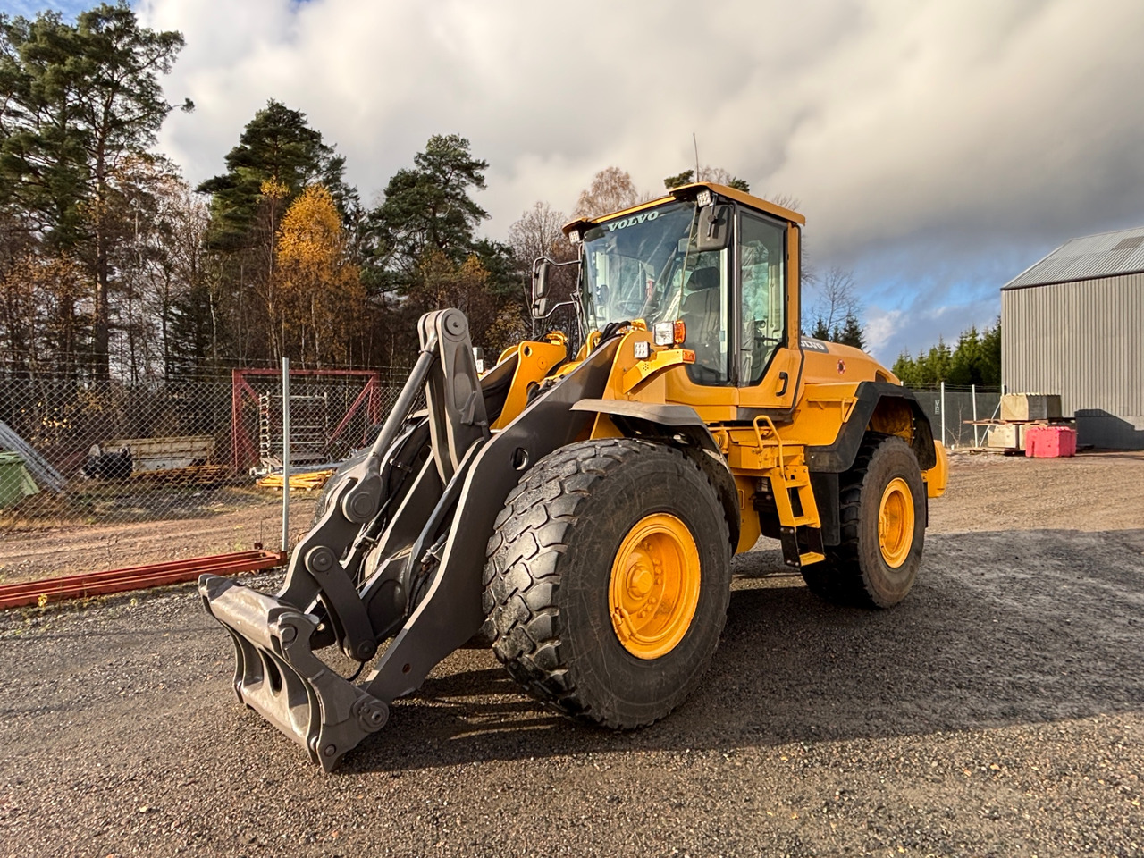 Chargeuse sur pneus Volvo L120G
