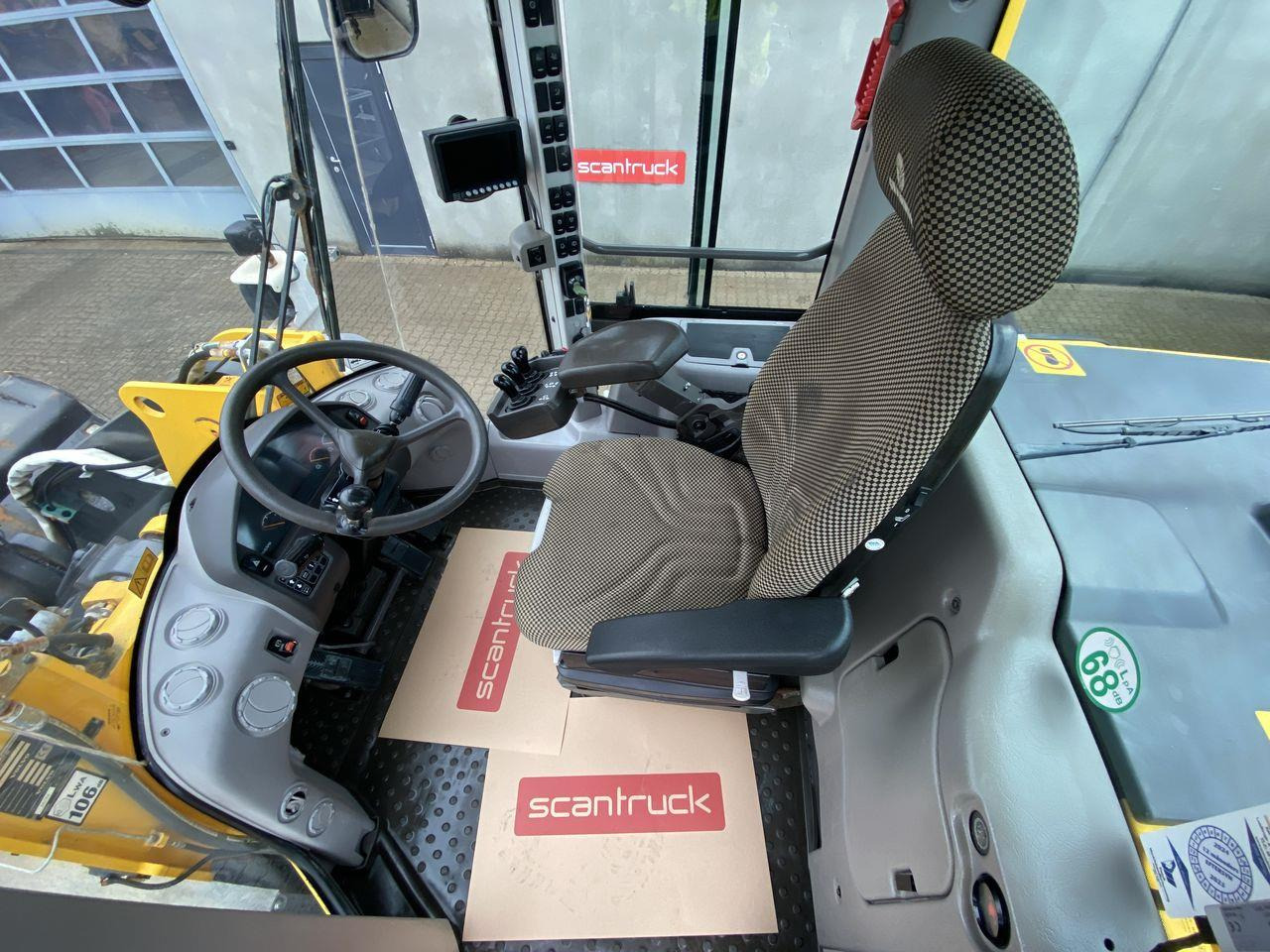 Chargeuse sur pneus Volvo L120G