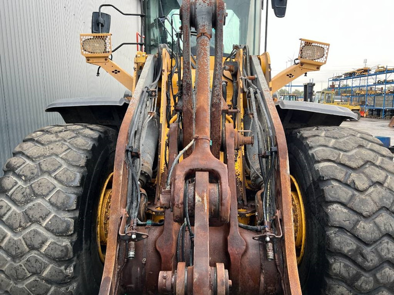 Chargeuse sur pneus Volvo L120H