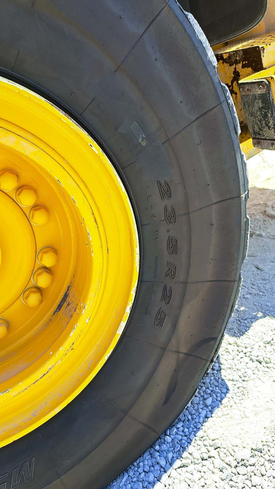 Chargeuse sur pneus Volvo L120H
