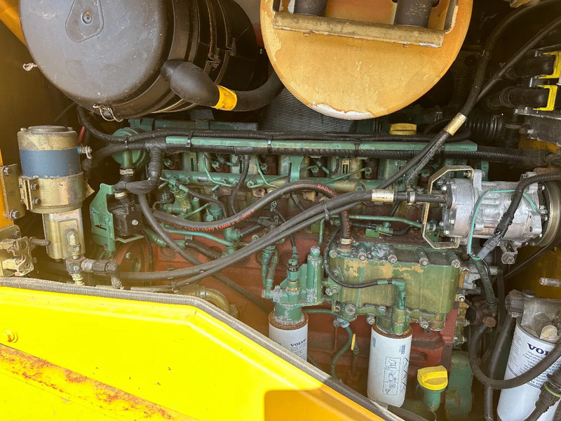 Chargeuse sur pneus Volvo L120 F