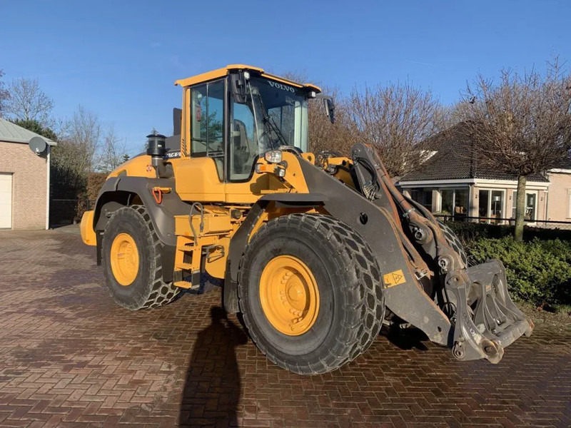 Chargeuse sur pneus Volvo L120 H