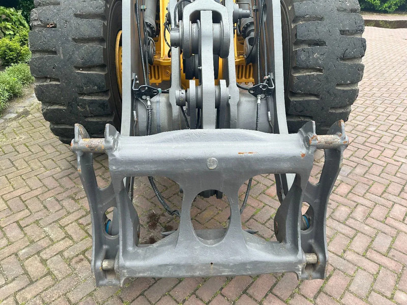 Chargeuse sur pneus Volvo L120 H