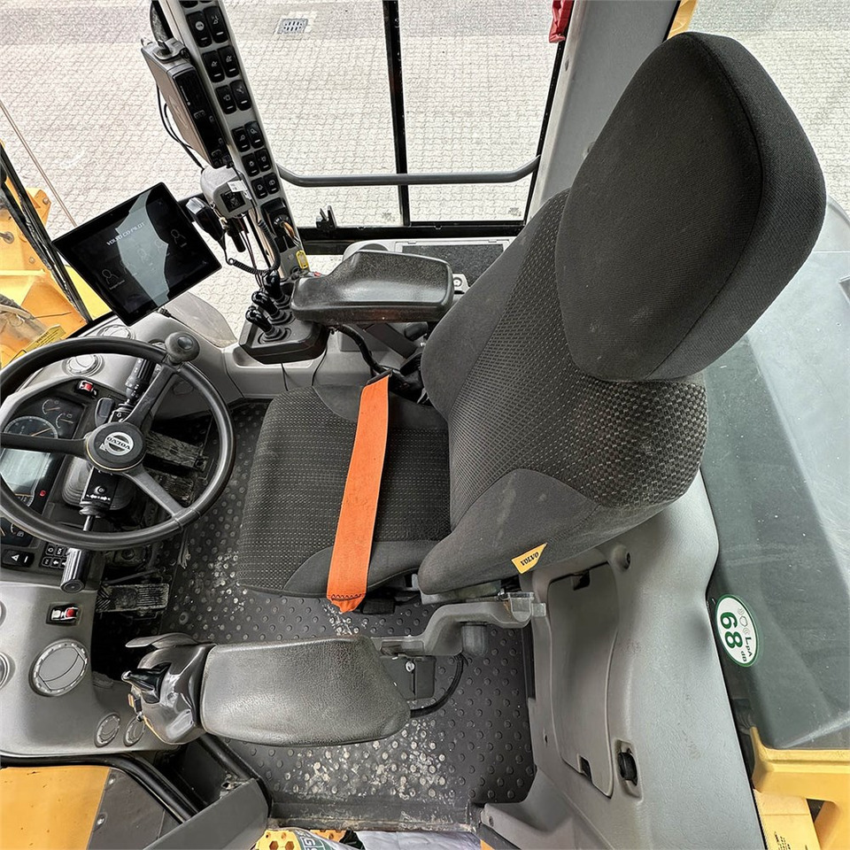Chargeuse sur pneus Volvo L120 H