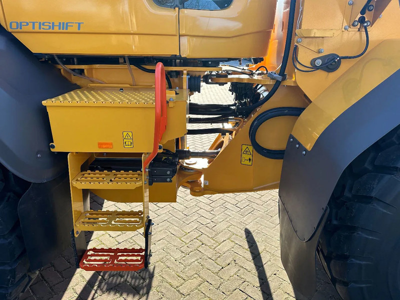 Chargeuse sur pneus Volvo L120 H2 longboom UNUSED