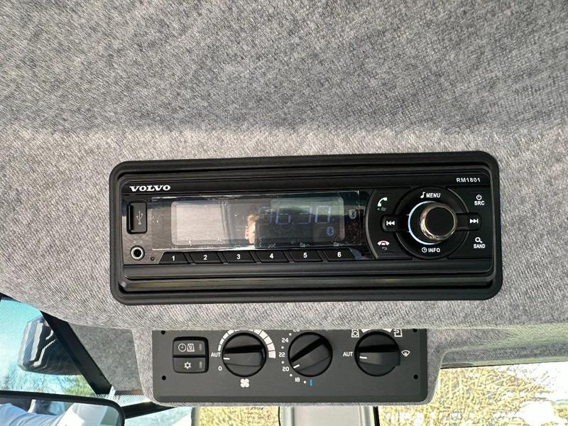 Chargeuse sur pneus Volvo L120 H2 longboom UNUSED