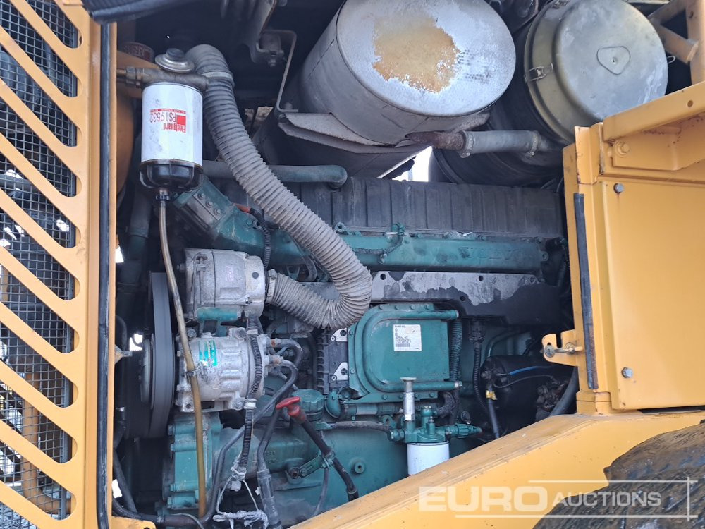 Chargeuse sur pneus Volvo L180E