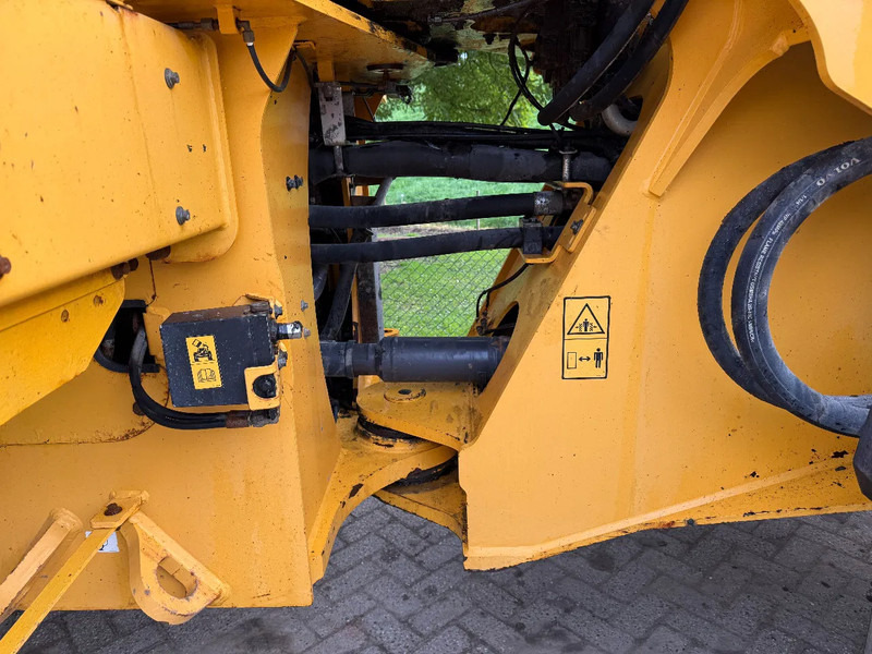 Chargeuse sur pneus Volvo L180H CDC