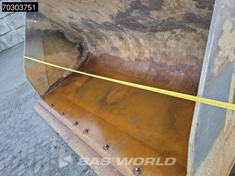 Chargeuse sur pneus Volvo L180 H CDC