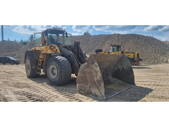 Chargeuse sur pneus Volvo L220E