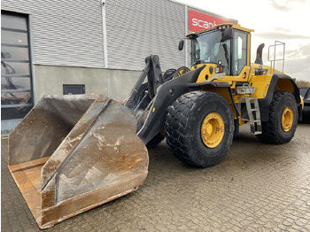 Chargeuse sur pneus  Volvo L220G