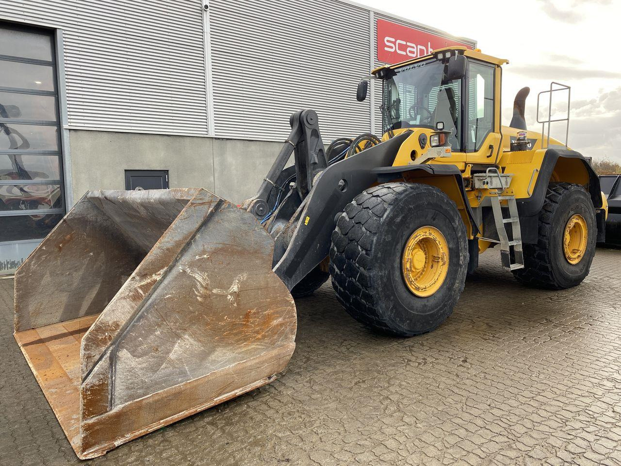 Chargeuse sur pneus Volvo L220G